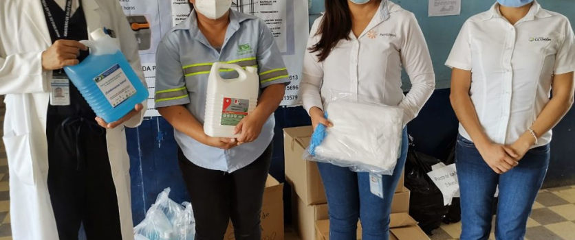 Ingenios azucareros brindan equipo de protección personal para salubristas de la Costa Sur