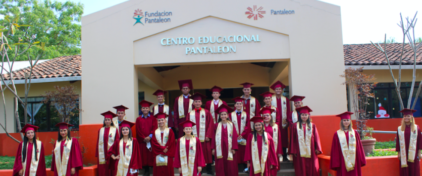 Graduación Centros educativos Pantaleon