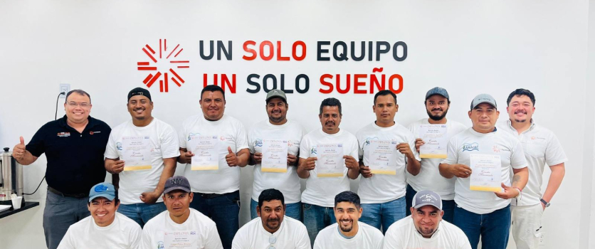 Pantaleon México concluye el primer Diplomado en Cosecha Mecanizada en Agrícola AMAJAC