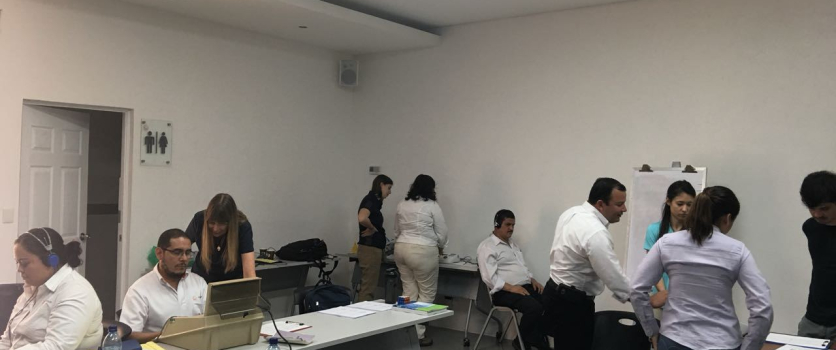 Médicos se capacitan en curso de Audición